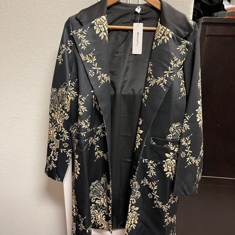 Black and gold blazer/Jacket
